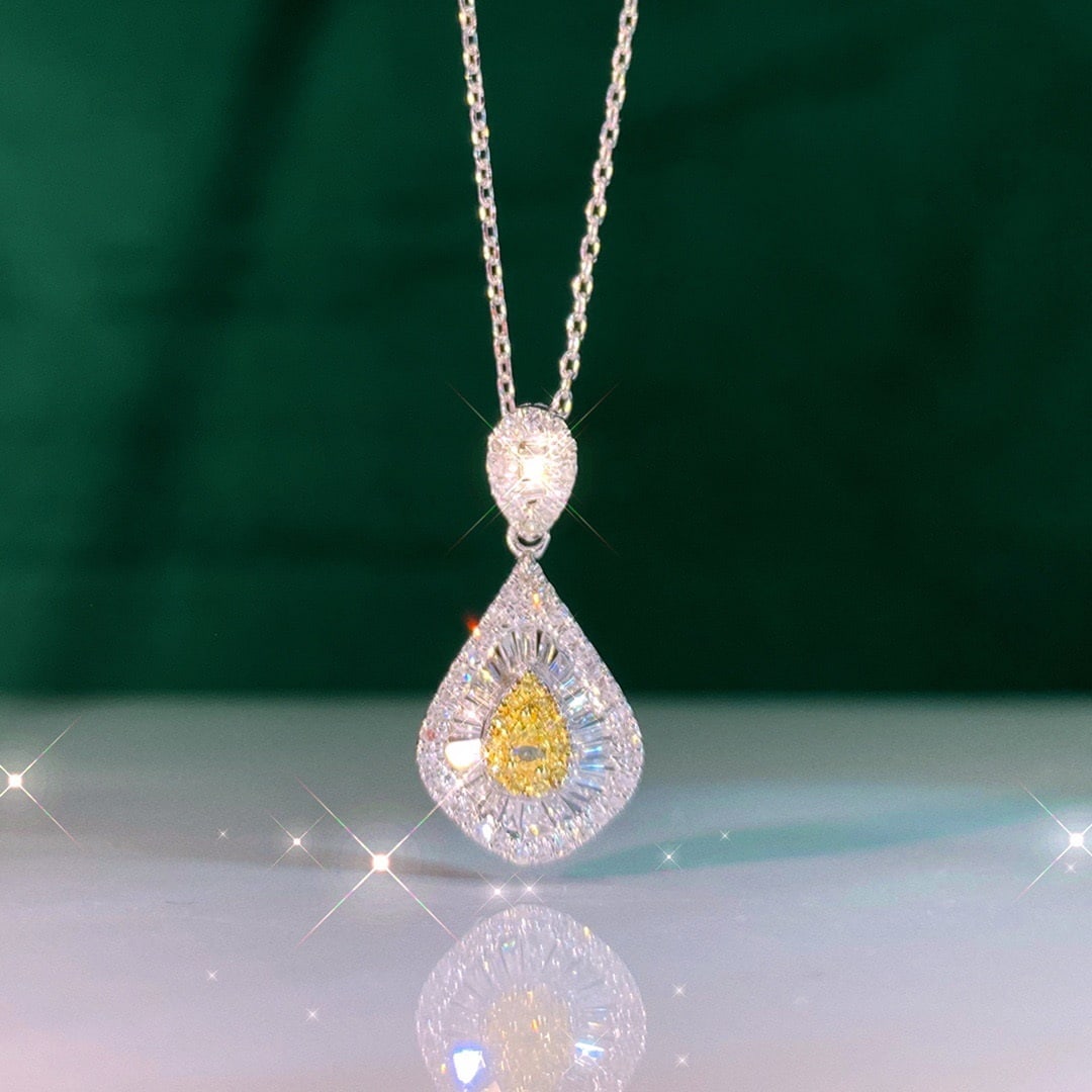 14k Gold 0.45 Ct Natural Color Diamond Necklace: Ref:231169242 // gold content:14k gold // main gemstone:diamond // shape:multiple // carat weight:0. 45ct // clarity grade:vs-si // color:color // treatment:natural // Condition: New Low Estimate: