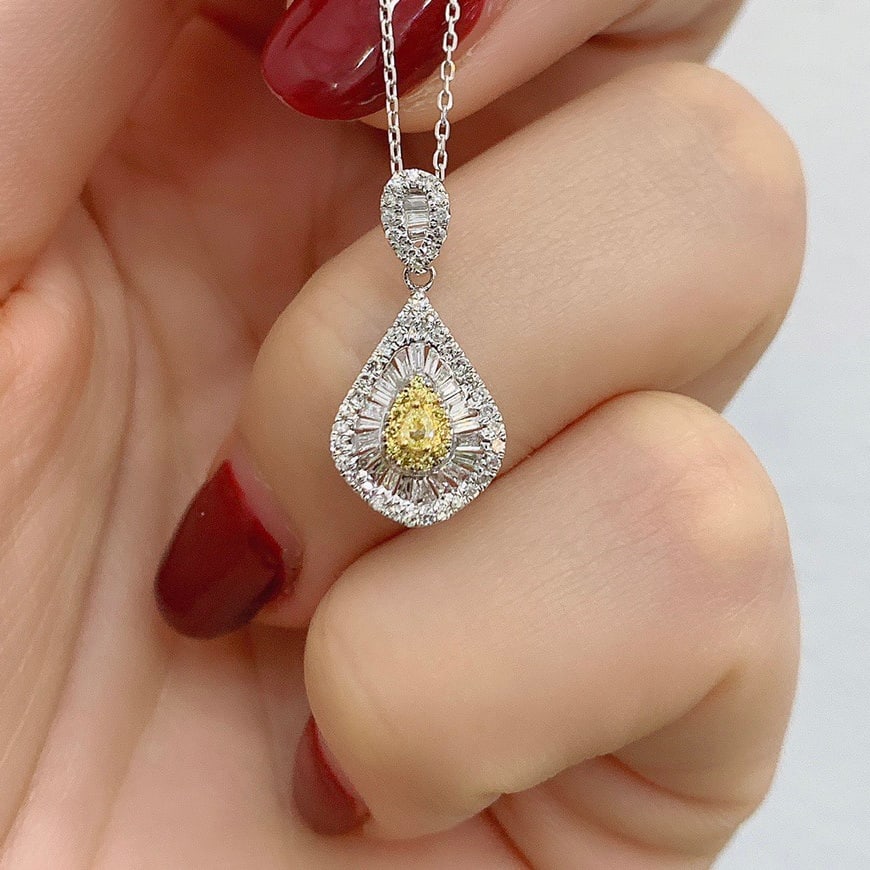 14k Gold 0.45 Ct Natural Color Diamond Necklace - 5