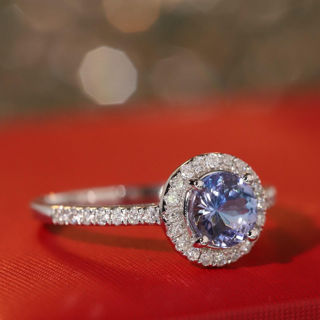 14k Gold 1.10 Ctw Natural Tanzanite & Diamond Ring - 6