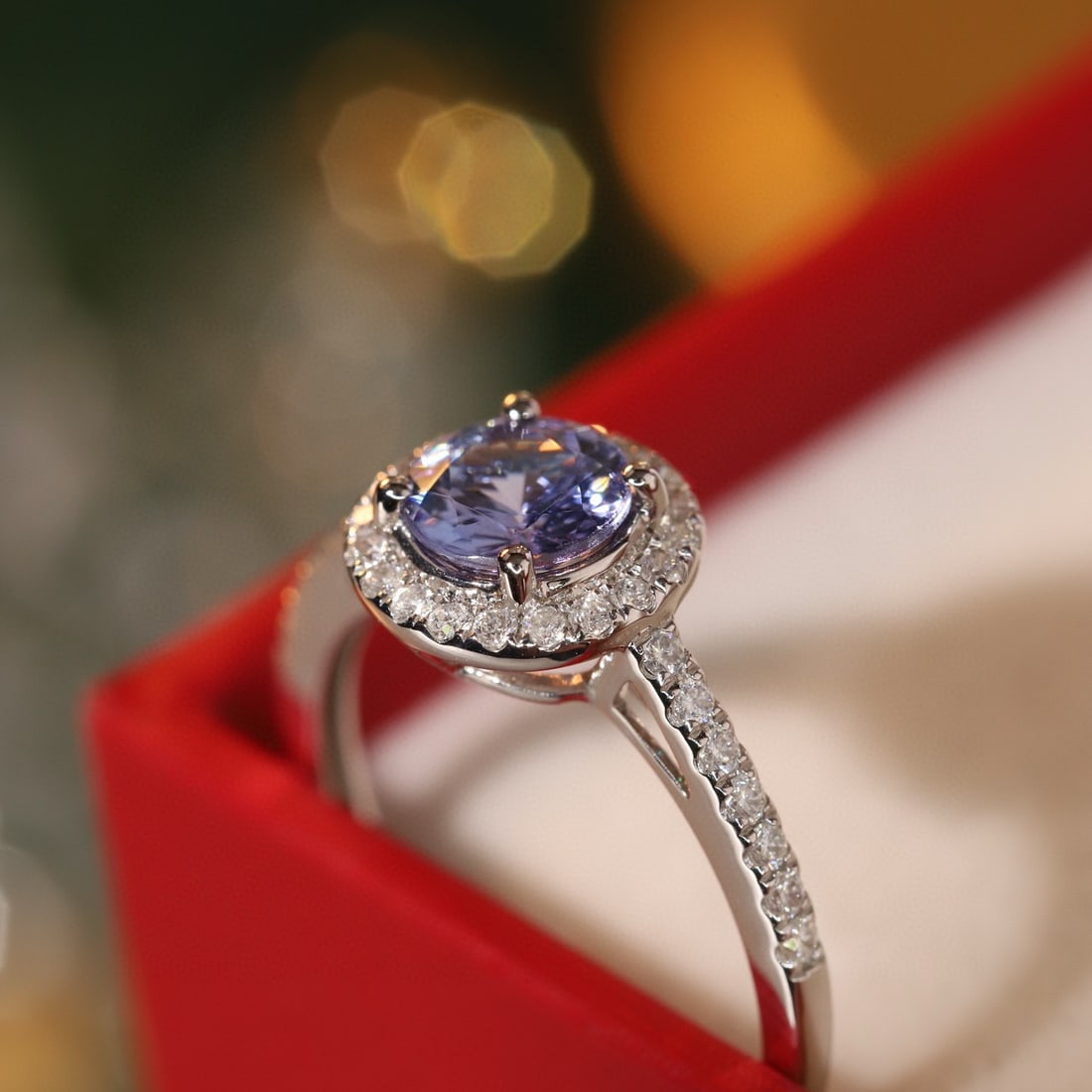 14k Gold 1.10 Ctw Natural Tanzanite & Diamond Ring - 8