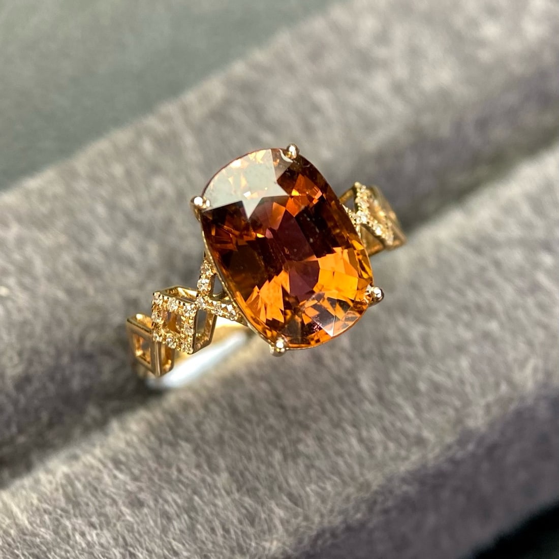 14k Gold 4.3 Ct Natural Tourmaline & Diamond Ring: Ref:231170053 // gold content:14k gold // ring size:7. 25us // // main gemstone:tourmaline // shape:cushion // carat weight:4. 3ct // color:orange // treatment:natural // // adjacent gemstone 2 :