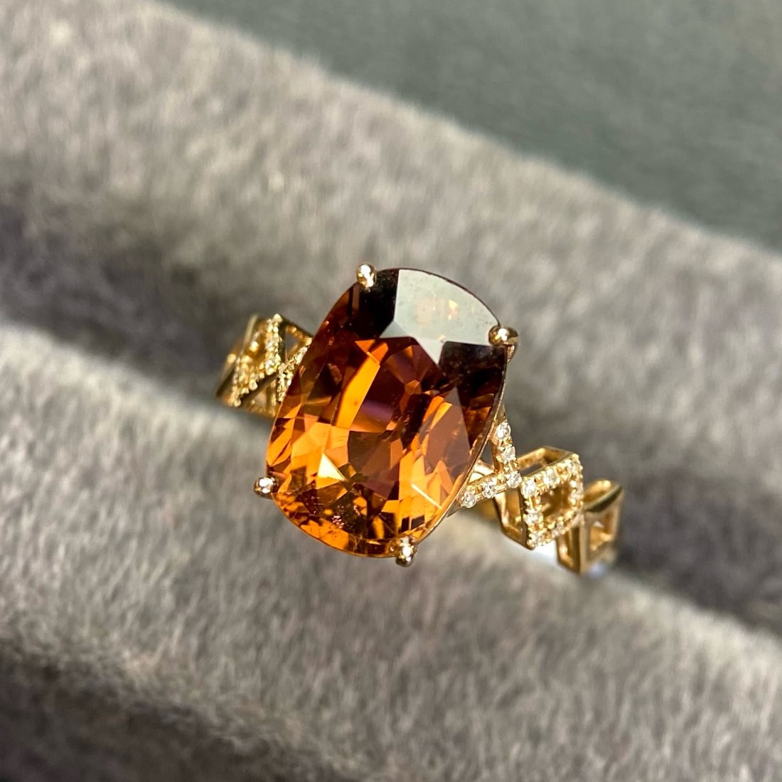 14k Gold 4.3 Ct Natural Tourmaline & Diamond Ring - 2