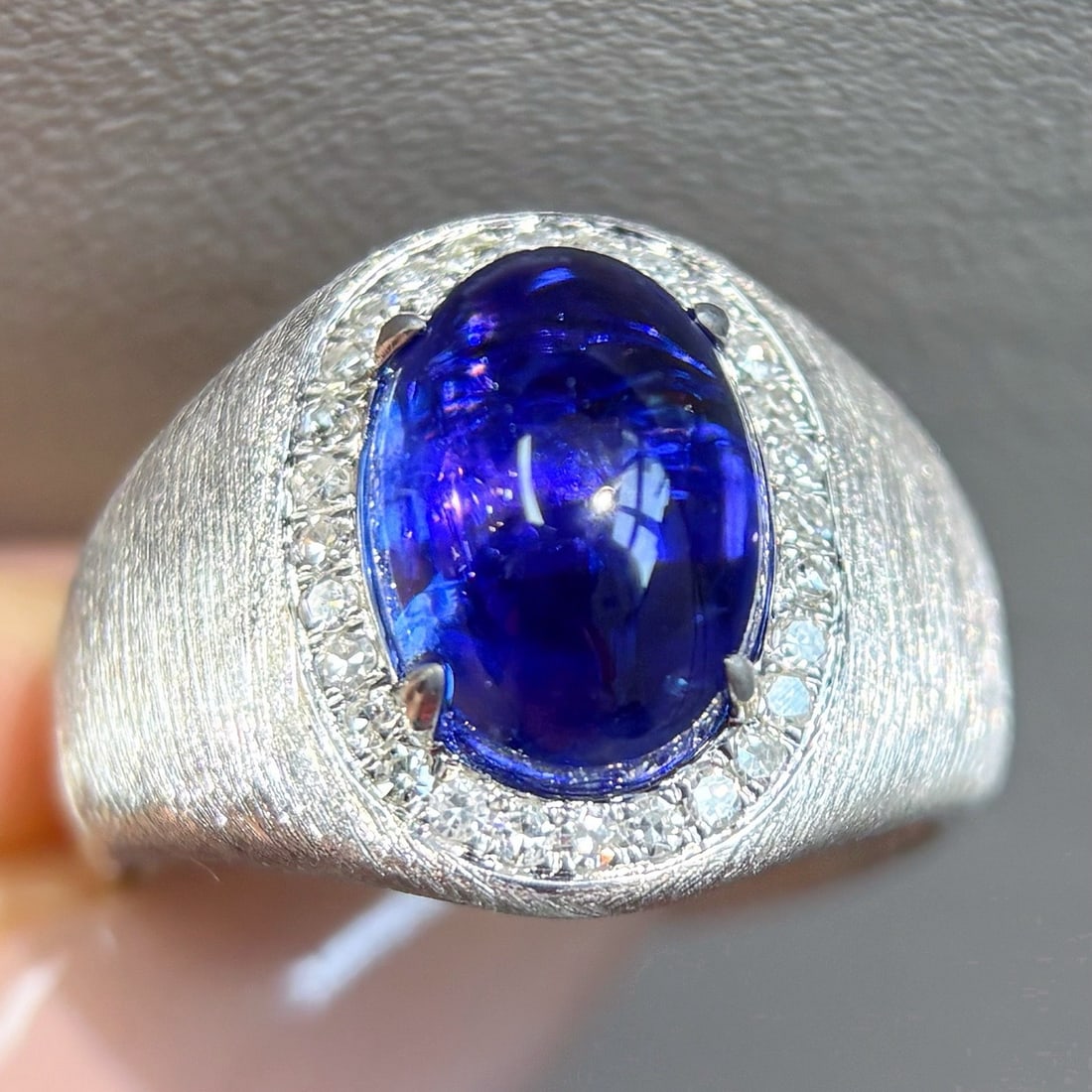 14k Gold 5.05 Ctw Natural Tanzanite & Diamond Ring - 2