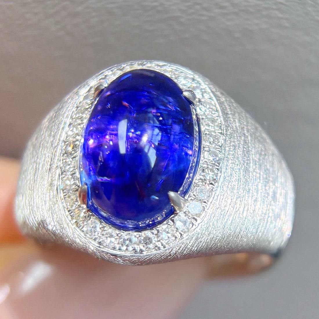 14k Gold 5.05 Ctw Natural Tanzanite & Diamond Ring - 3