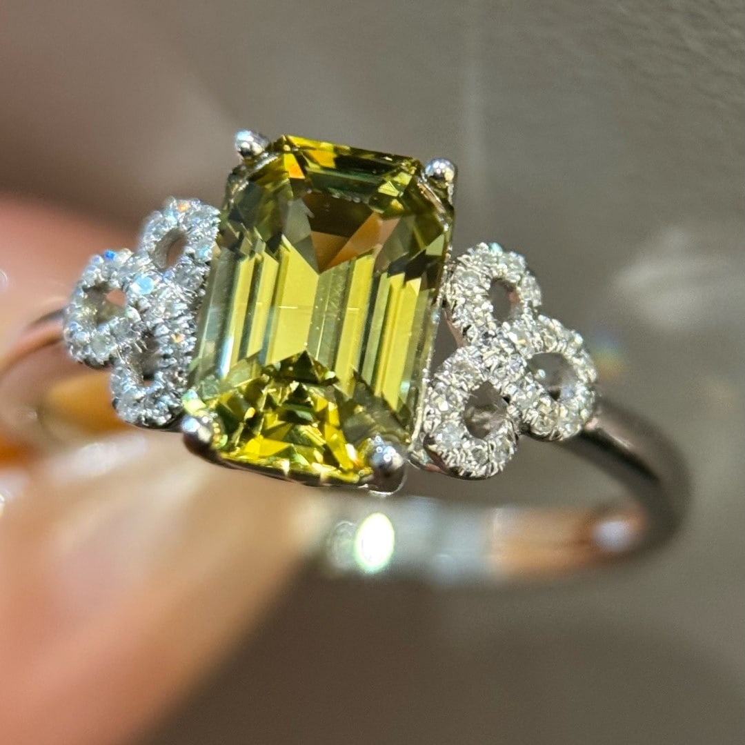 14k Gold 1.96 Ctw Natural Chrysoberyl & Diamond Ring - 3