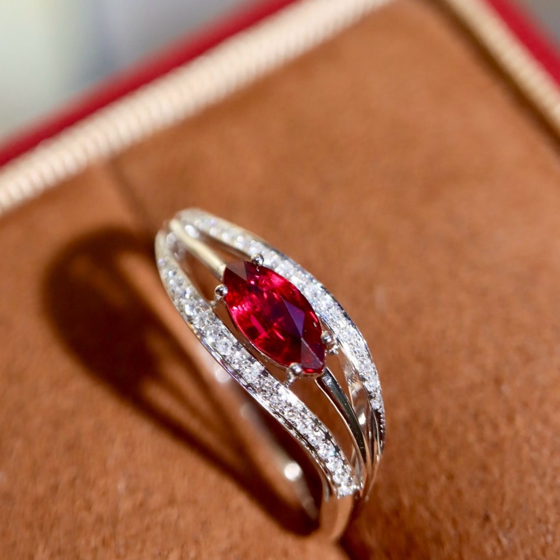14k Gold 0.62 Ctw Natural Ruby & Diamond Ring - 2