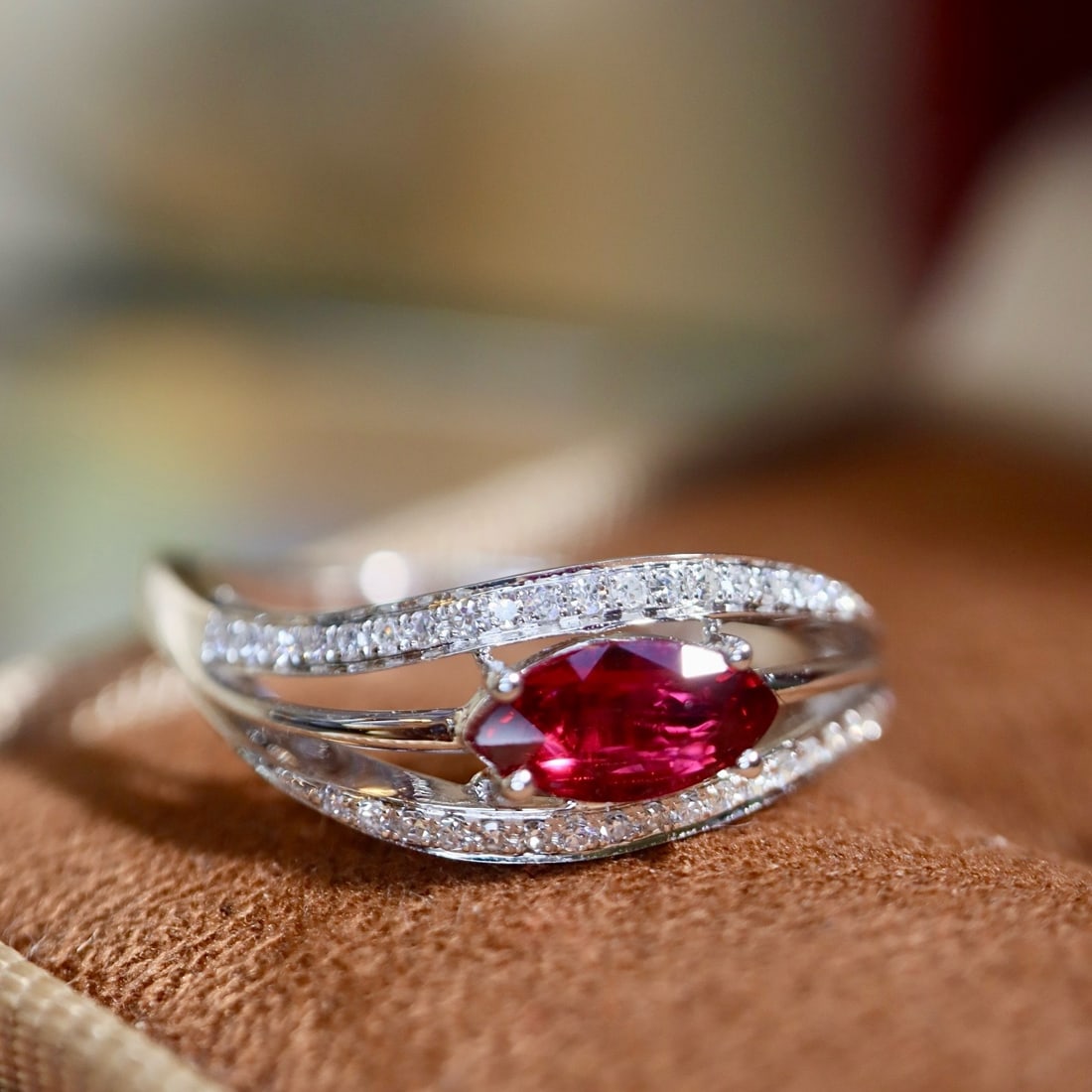 14k Gold 0.62 Ctw Natural Ruby & Diamond Ring - 6