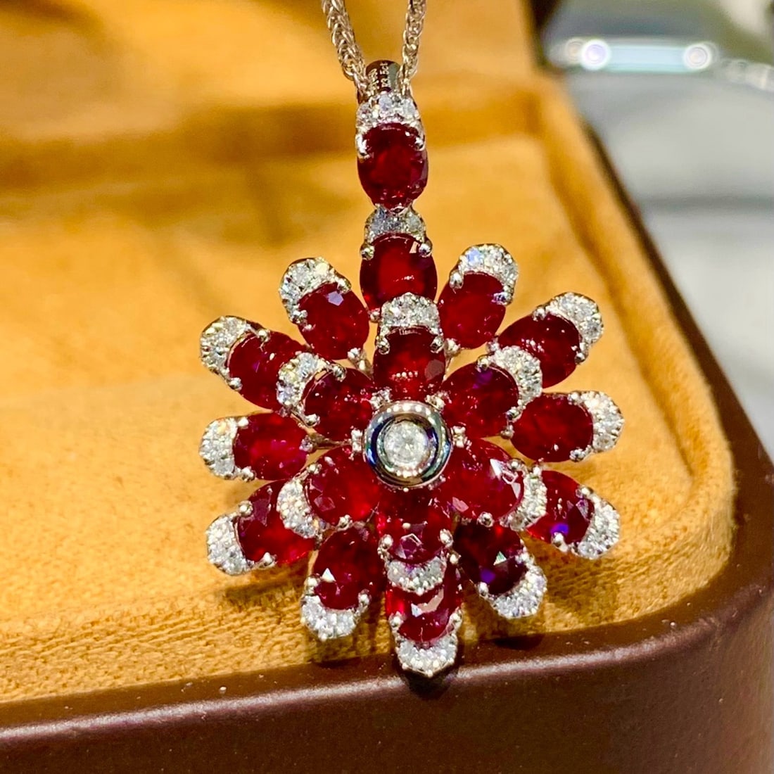 14k Gold 3.5 Ct Vivid Red Natural Ruby & Diamond Pendant( Without Chain ): Ref:231170083 // gold content:14k gold // main gemstone:ruby // shape:oval // carat weight:3. 5ct // color:vivid red // treatment:natural // // adjacent gemstone 2 : diamond // shape:round // clarity