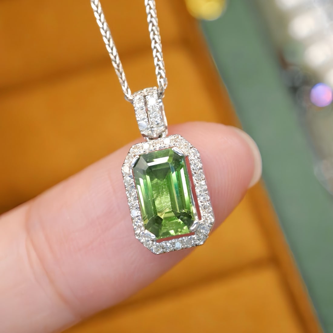 14k Gold 1.46 Ctw Natural Sapphire & Diamond Pendant( Without Chain ): Ref:231170091 // gold content:14k gold // main gemstone:sapphire // shape:octagonal // carat weight:1. 35ct // color:green // treatment:natural // // adjacent gemstone 2 : diamond // number of