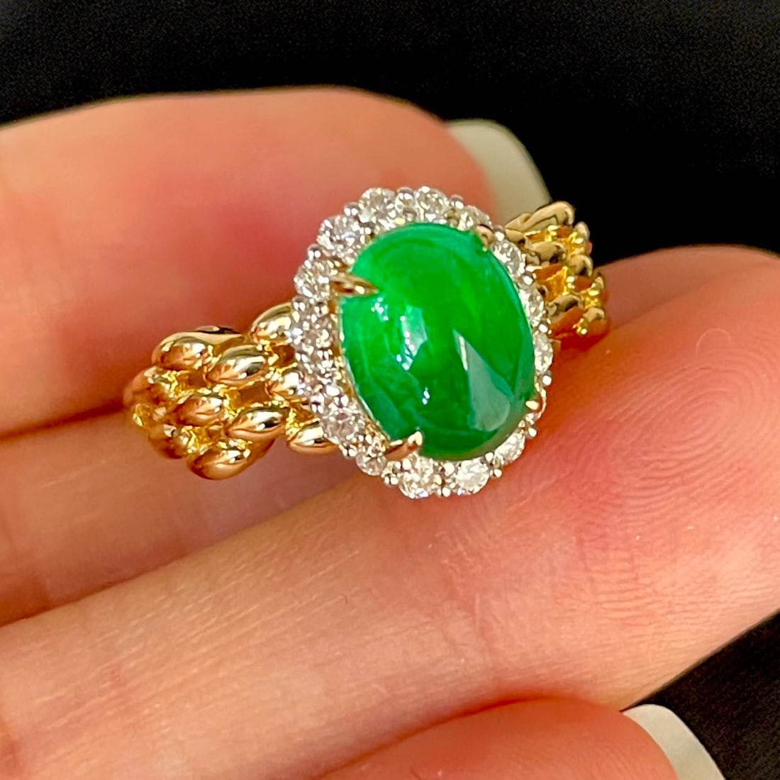 14k Gold 2.3 Ct Natural Emerald & Diamond Ring - 2