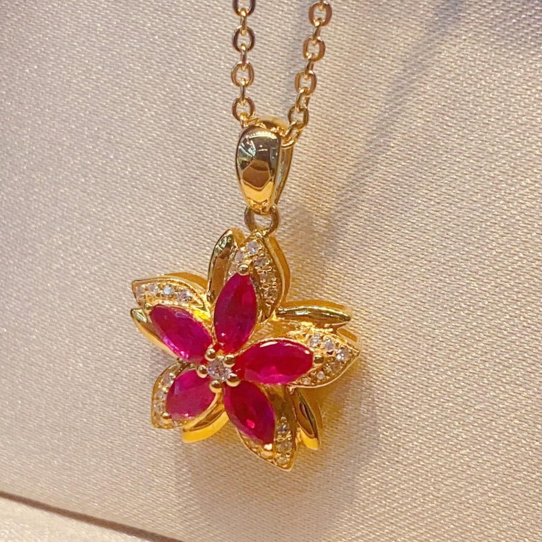 14k Gold 0.95 Ct Natural Ruby & Diamond & Flowers Pendant( Without Chain ) - 3
