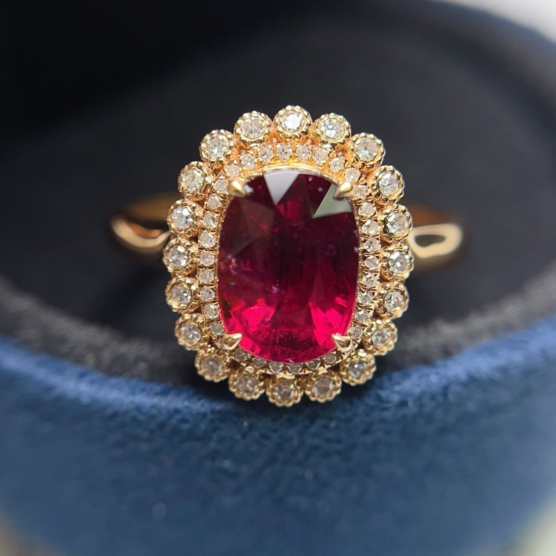 14k Gold 2.20 Ct Natural Tourmaline & Diamond Ring: Ref:231170145 // gold content:14k gold // ring size:7. 25us // // main gemstone:tourmaline // shape:oval // carat weight:2. 20ct // color:red // treatment:natural // // adjacent gemstone 2 : diamond