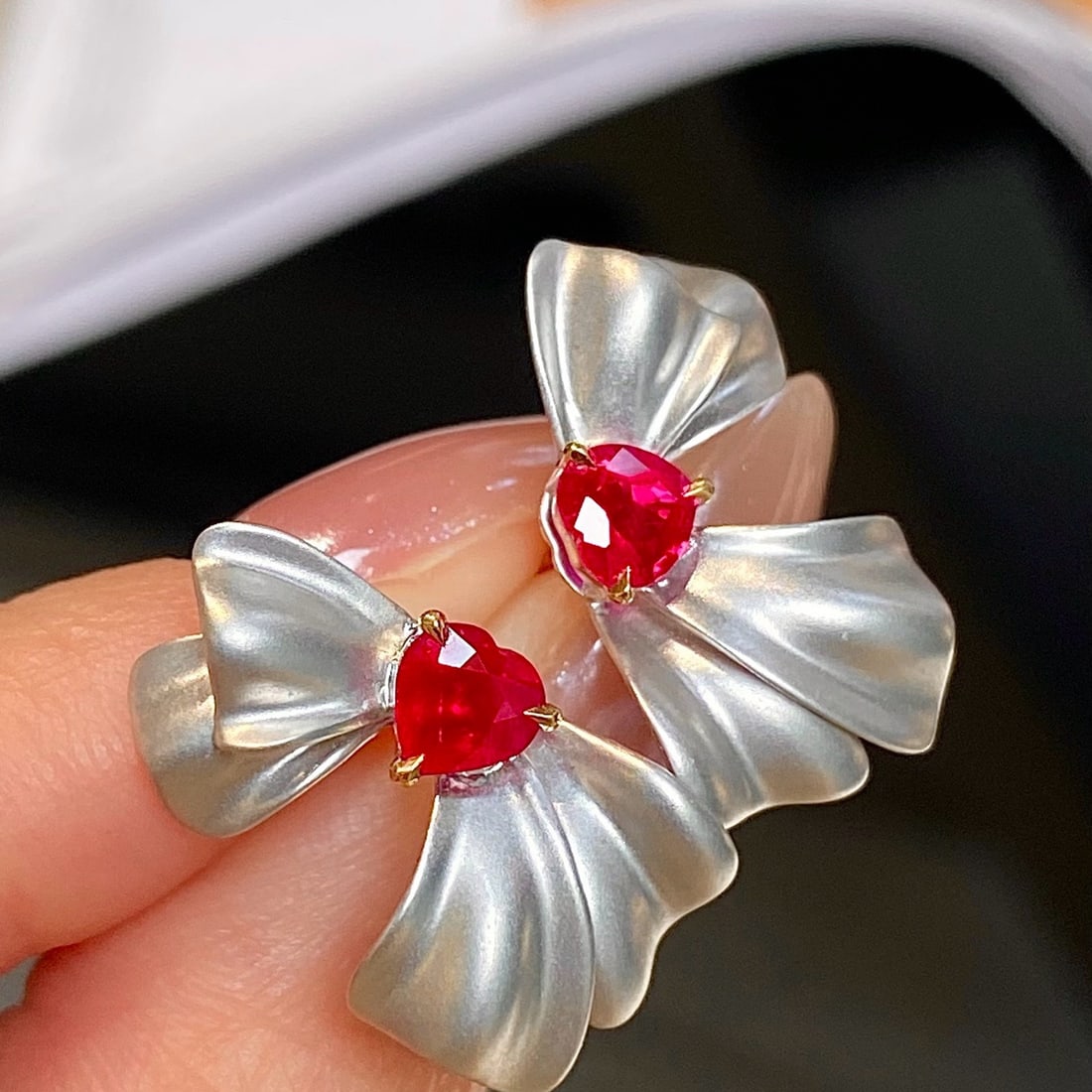 14k Gold 0.86 Ct Vivid Red Natural Ruby Earrings - 6