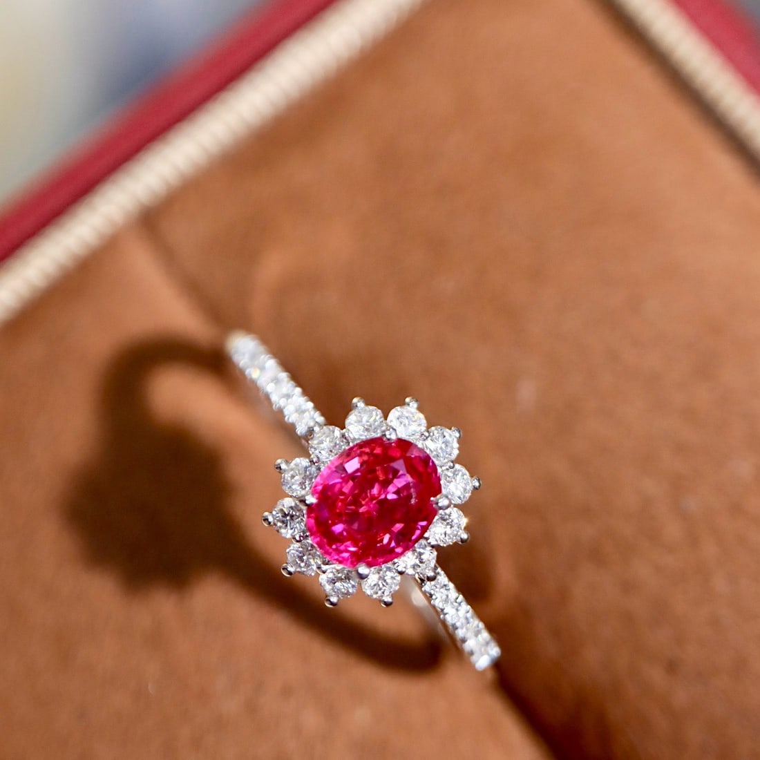 14k Gold 0.86 Ctw Natural Ruby & Diamond Ring: Ref:231170156 // gold content:14k gold // ring size:7. 25us // // main gemstone:ruby // shape:oval // carat weight:0. 61ct // color:red // treatment:natural // // adjacent gemstone 2 : diamond //