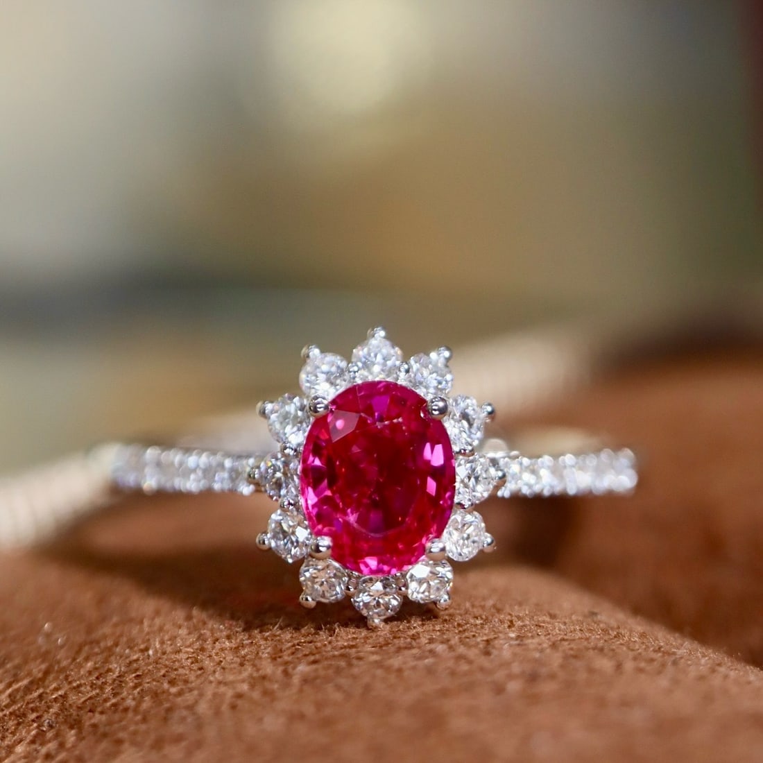 14k Gold 0.86 Ctw Natural Ruby & Diamond Ring - 5