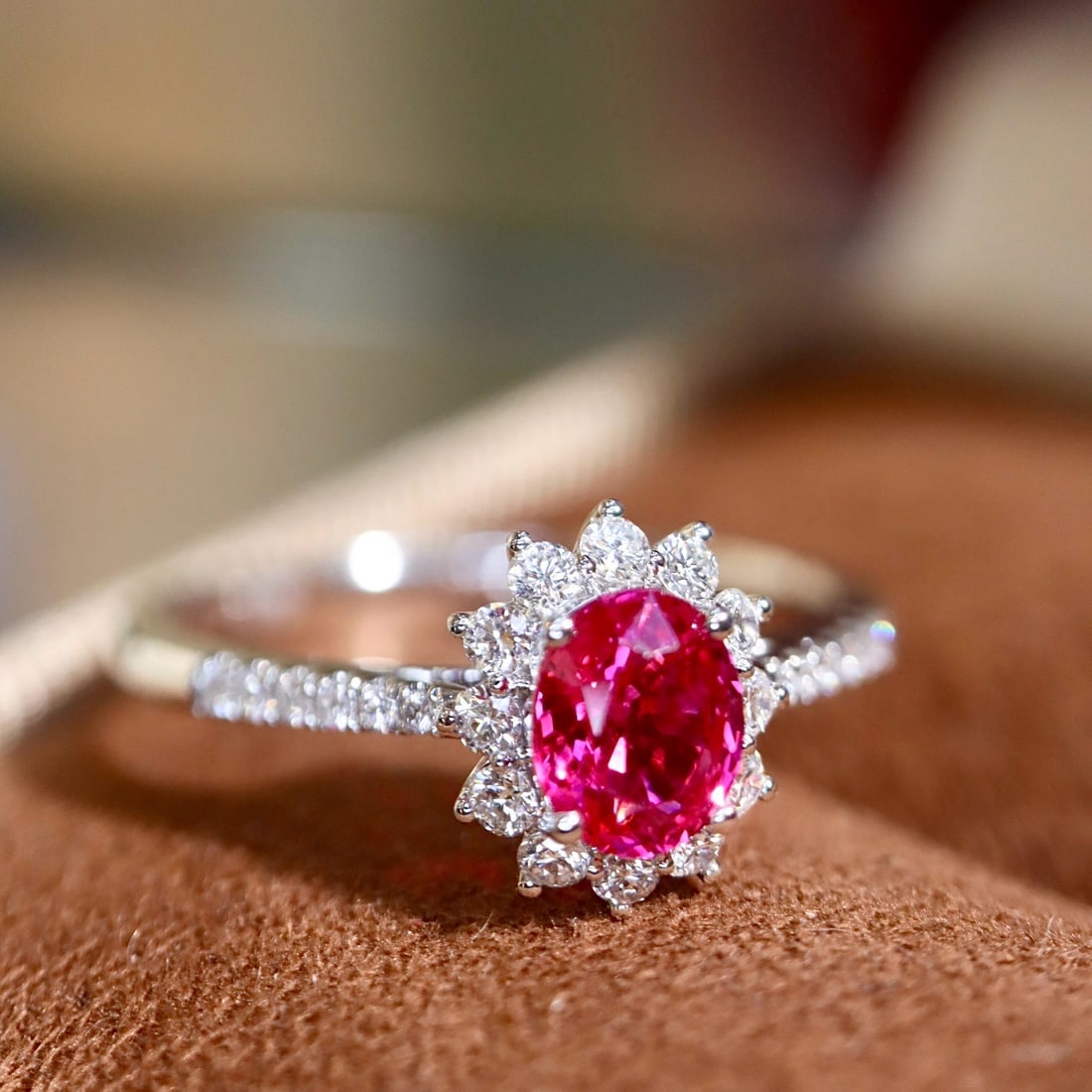 14k Gold 0.86 Ctw Natural Ruby & Diamond Ring - 6