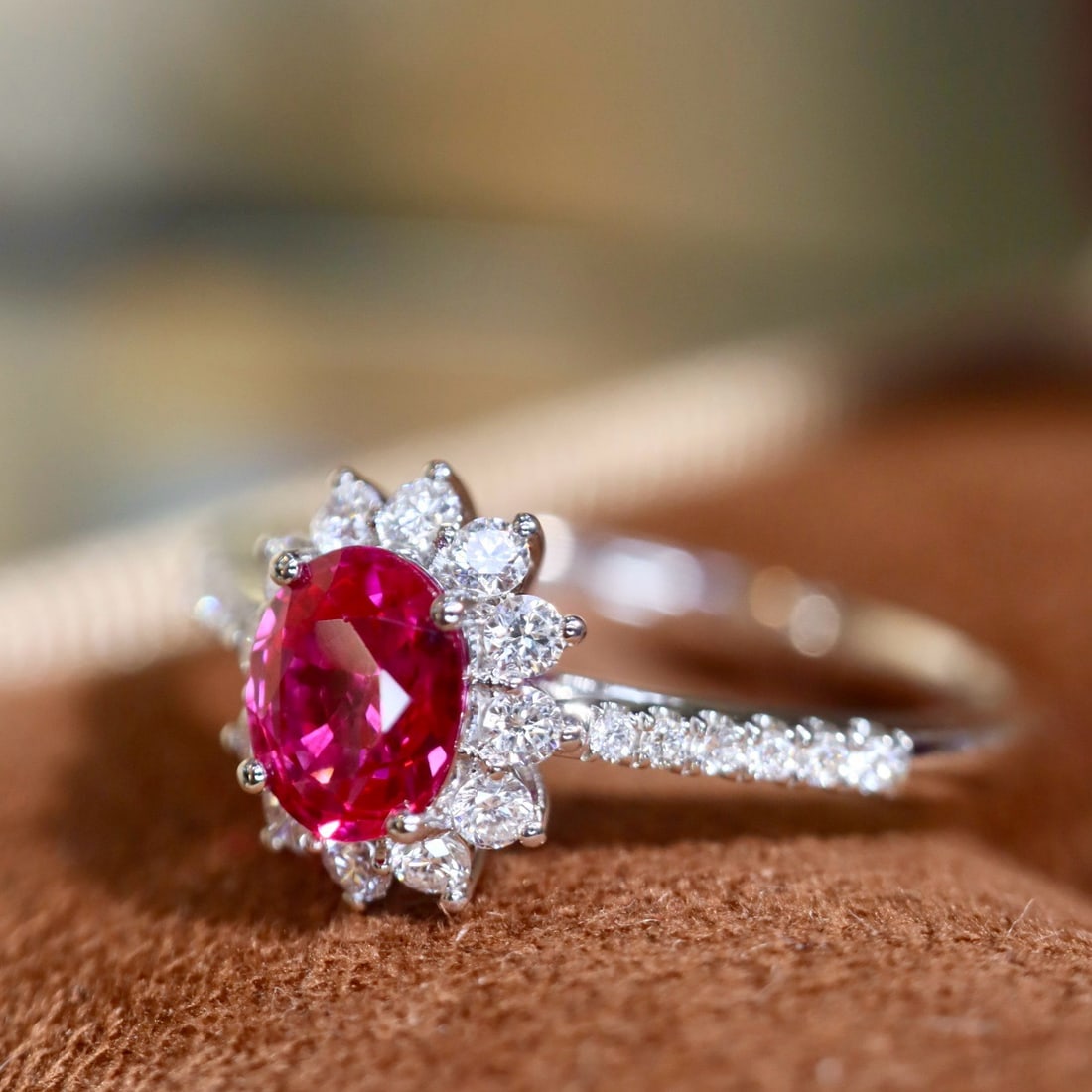 14k Gold 0.86 Ctw Natural Ruby & Diamond Ring - 7