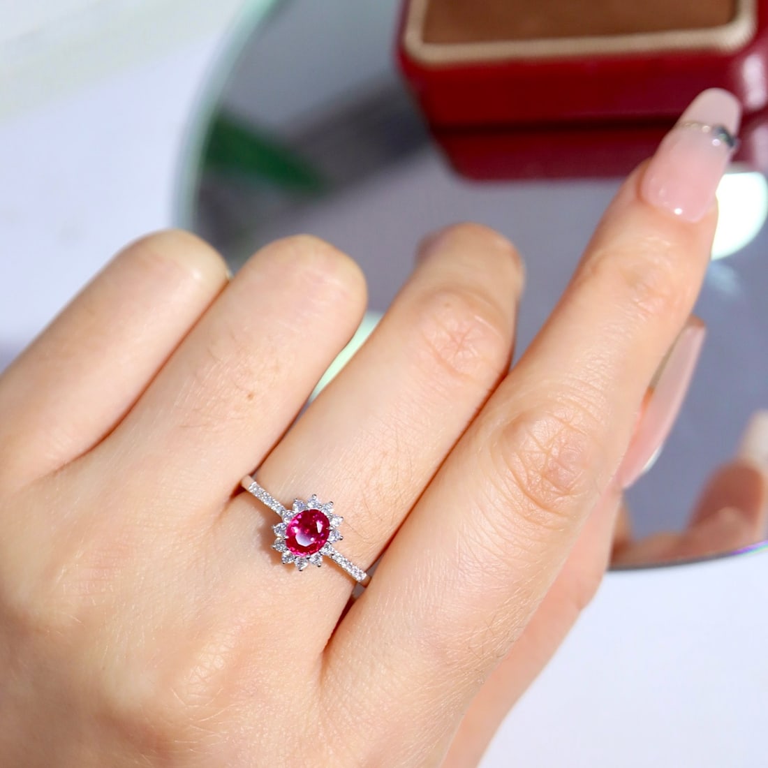 14k Gold 0.86 Ctw Natural Ruby & Diamond Ring - 8