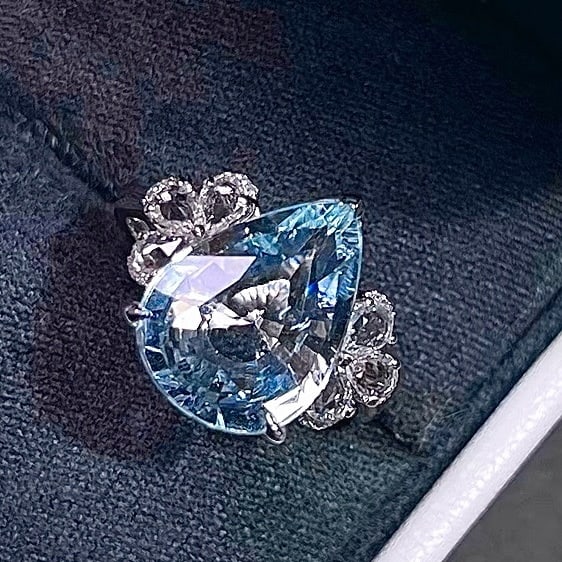 14k Gold 5.27 Ctw Natural Aquamarine & Sapphire Ring - 2