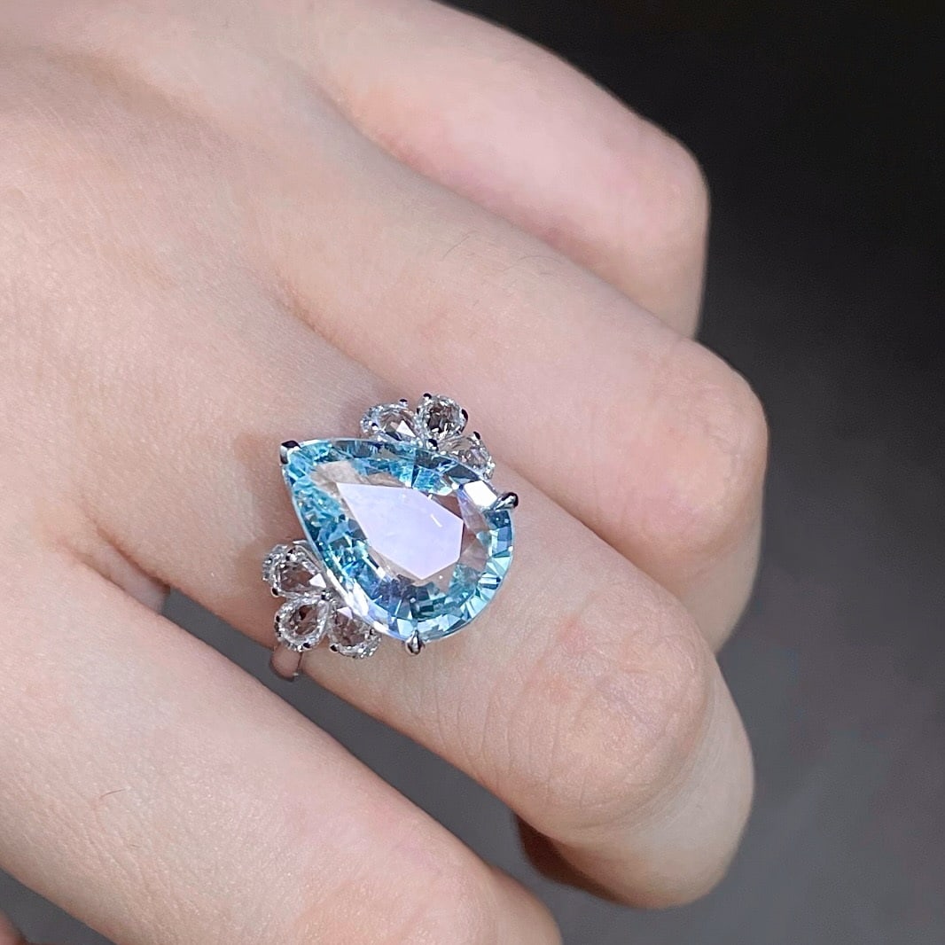 14k Gold 5.27 Ctw Natural Aquamarine & Sapphire Ring - 4