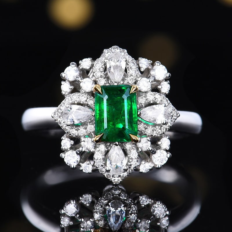 14k Gold 1.03 Ctw Vivid Green Natural Emerald & Diamond Ring/pendant( Without Chain ): Ref:231170165 // gold content:14k gold // ring size:7. 25us // // main gemstone:emerald // shape:octagonal // carat weight:0. 67ct // color:vivid green // treatment:natural // // adjacent gemstone 2 :