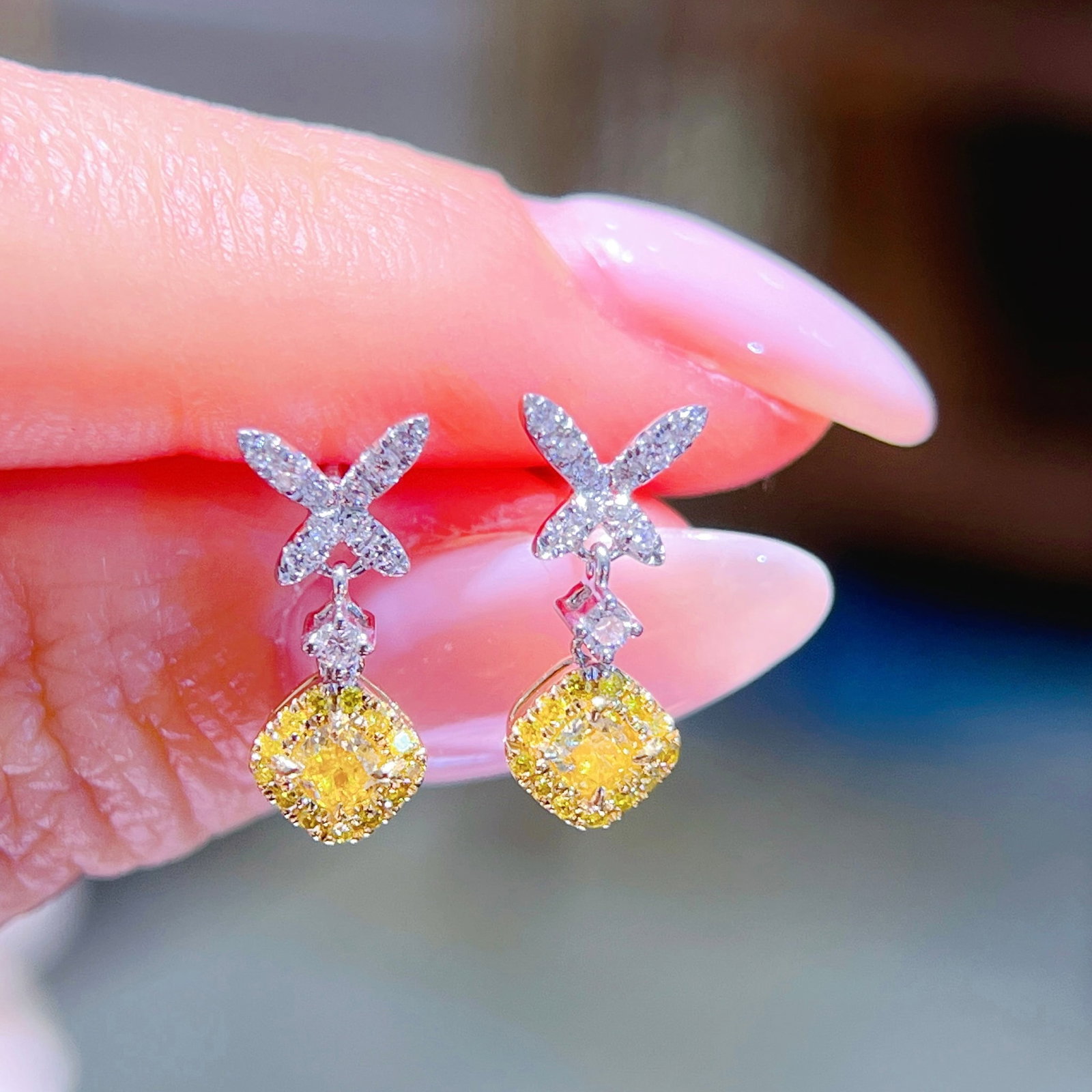 14k Gold 0.37 Ctw Natural Yellow Diamond & Diamond Earrings: Ref:231170167 // gold content:14k gold // main gemstone:yellow diamond // shape:cushion // carat weight:0. 2ct // color:yellow // treatment:natural // // adjacent gemstone 2 : diamond // shape:round