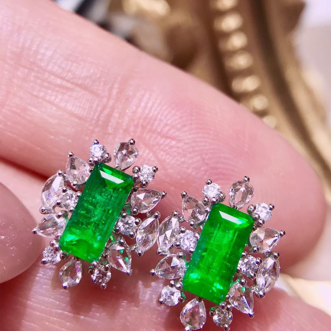 14k Gold 1.78 Ctw Natural Emerald & Diamond Earrings - 2