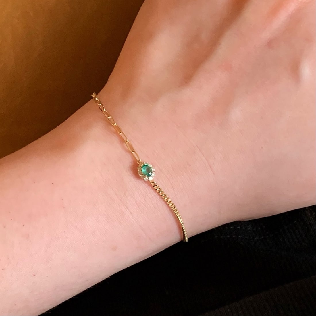 14k Gold 0.25 Ctw Natural Emerald & Diamond Bracelet - 3
