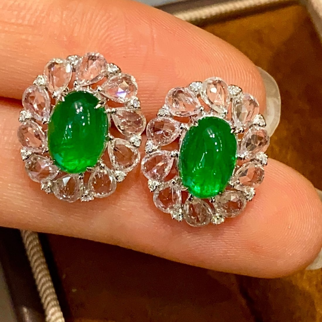 14k Gold 3.2 Ct Natural Emerald & Diamond & Sapphire Earrings (1 of 9)
