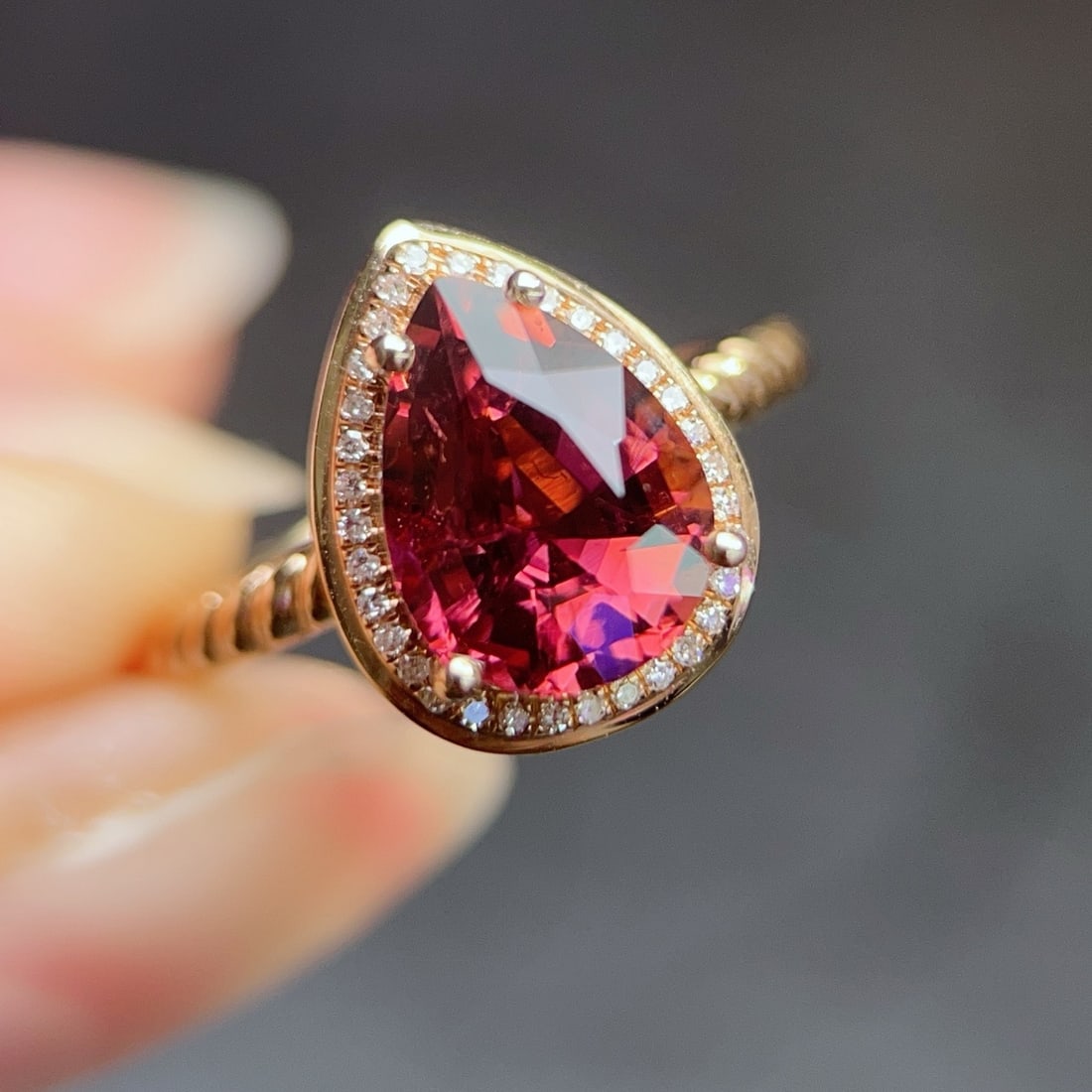 14k Gold 2.9 Ctw Natural Tourmaline & Diamond Ring - 4