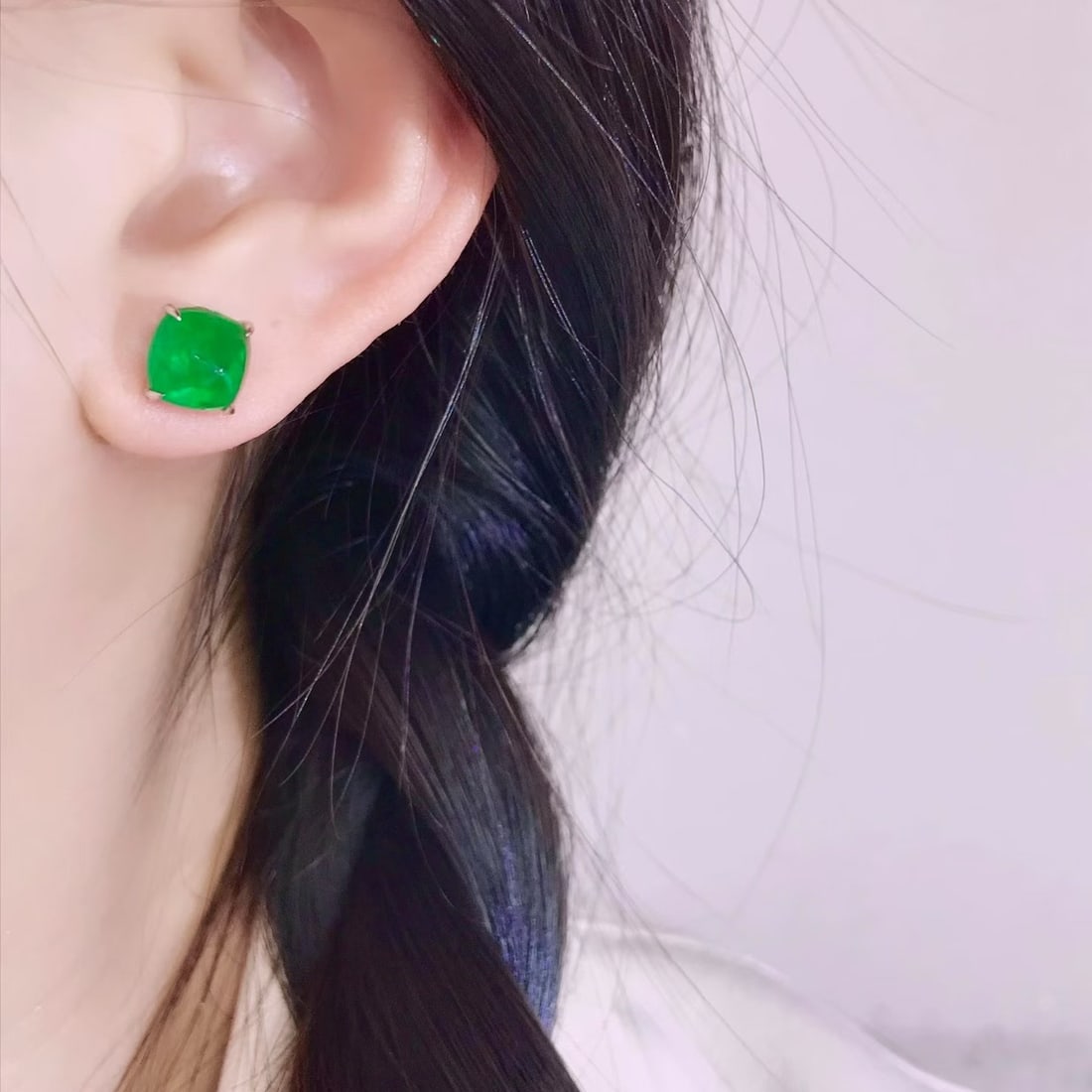 14k Gold 5.7 Ct Natural Emerald Earrings - 4