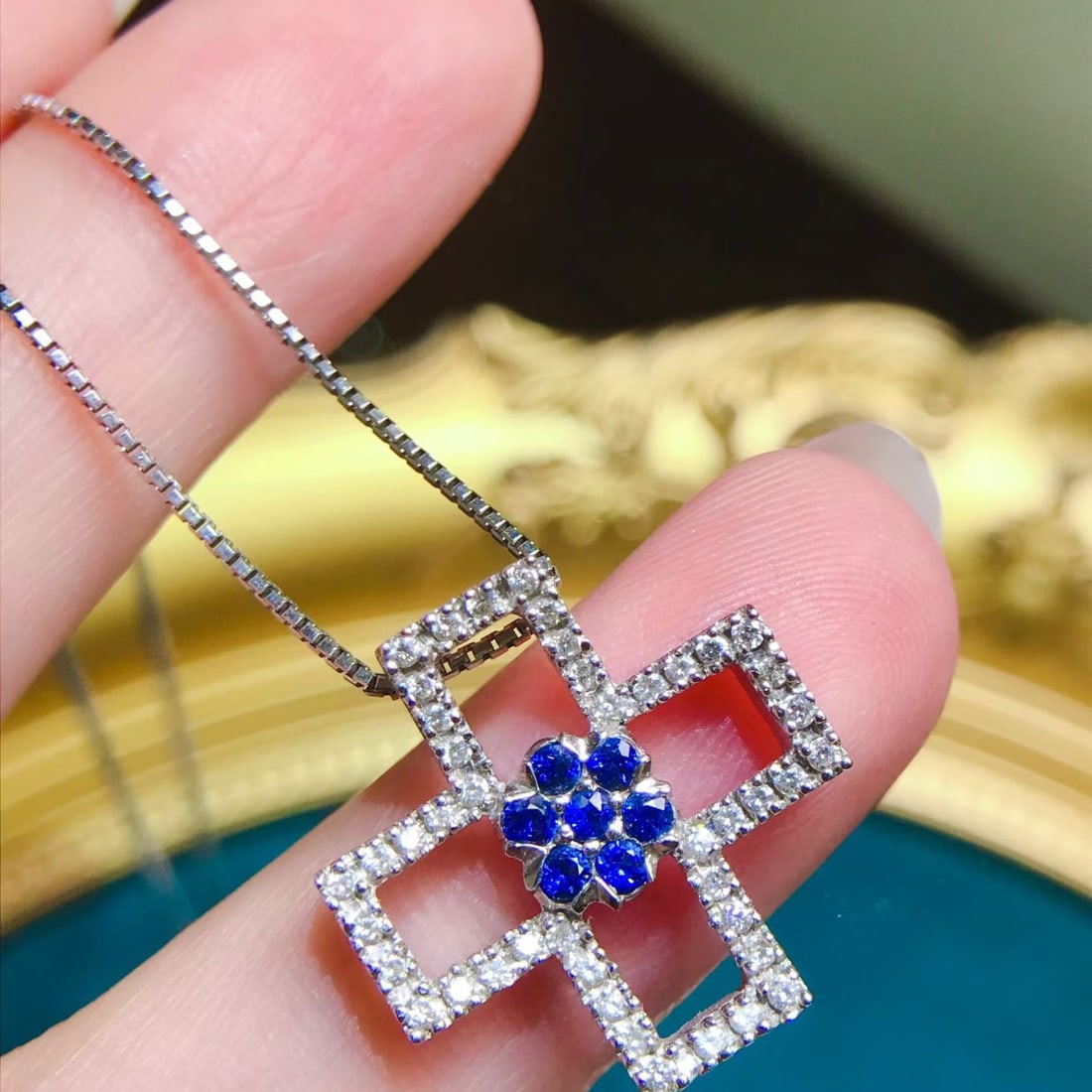 14k Gold 0.49 Ctw Natural Sapphire & Diamond Necklace: Ref:231170190 // gold content:14k gold // main gemstone:sapphire // shape:round // carat weight:0. 27ct // color:blue // treatment:natural // cut grade:g // // adjacent gemstone 2 : diamond //