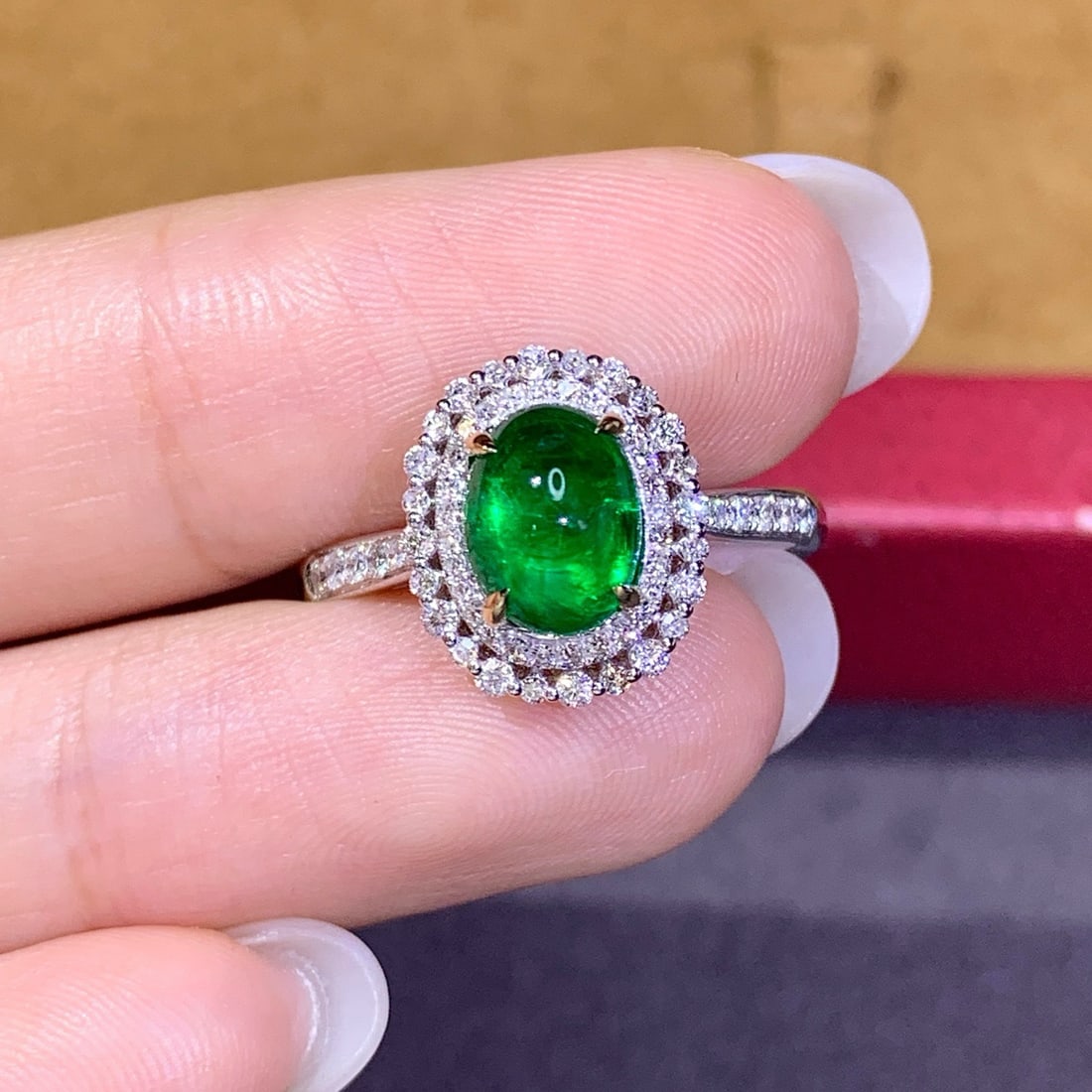 14k Gold 1.95 Ctw Vivid Green Natural Emerald & Diamond Ring - 4