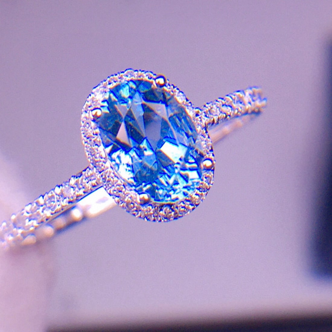 14k Gold 1.1 Ct Natural Aquamarine & Diamond Ring - 3