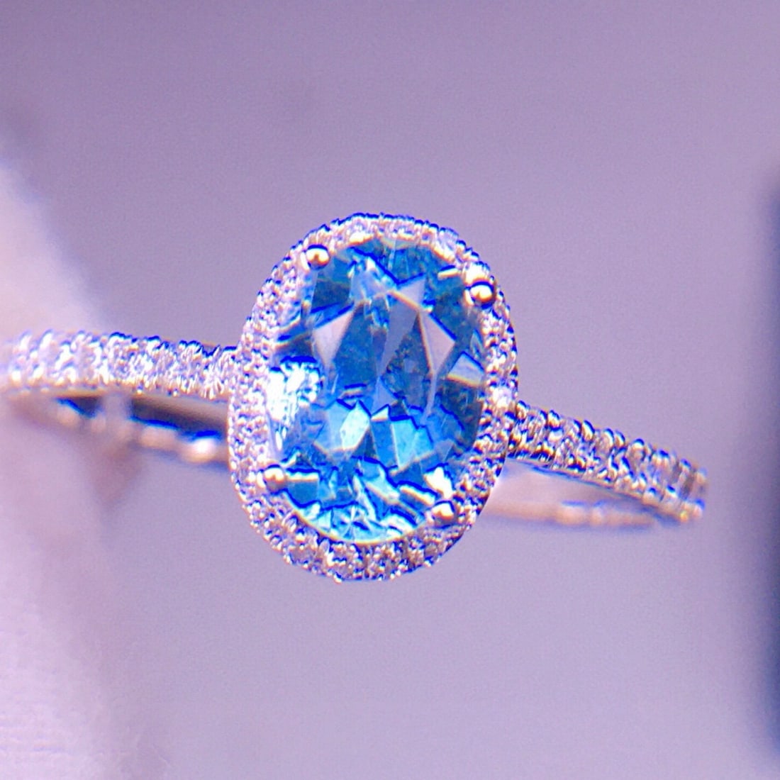 14k Gold 1.1 Ct Natural Aquamarine & Diamond Ring - 5