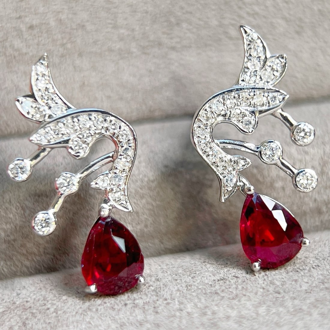 14k Gold 1.23 Ctw Natural Ruby & Diamond Earrings - 4