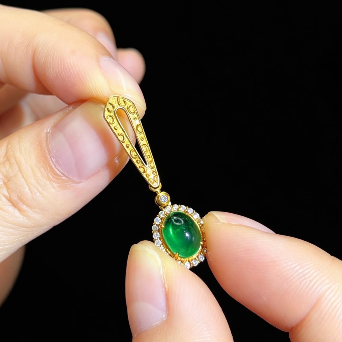 14k Gold 2.89 Ctw Natural Emerald & Diamond Earrings - 3