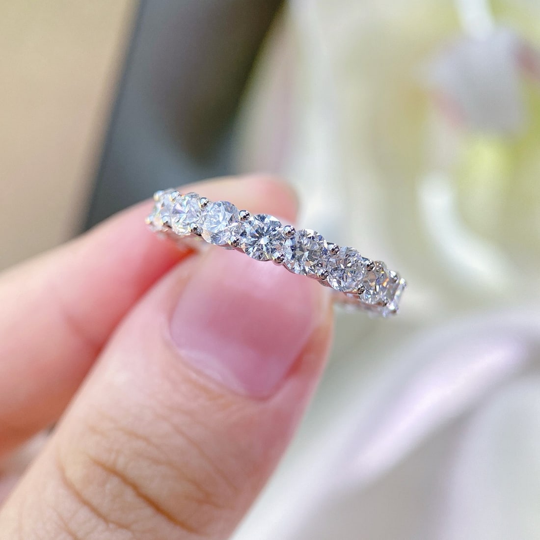 14k Gold 4.27 Ct Natural H Diamond Ring - 2