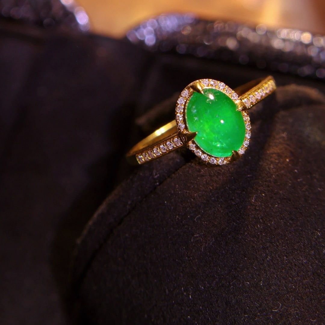 14k Gold 1.5 Ct Natural Emerald & Diamond Ring - 2