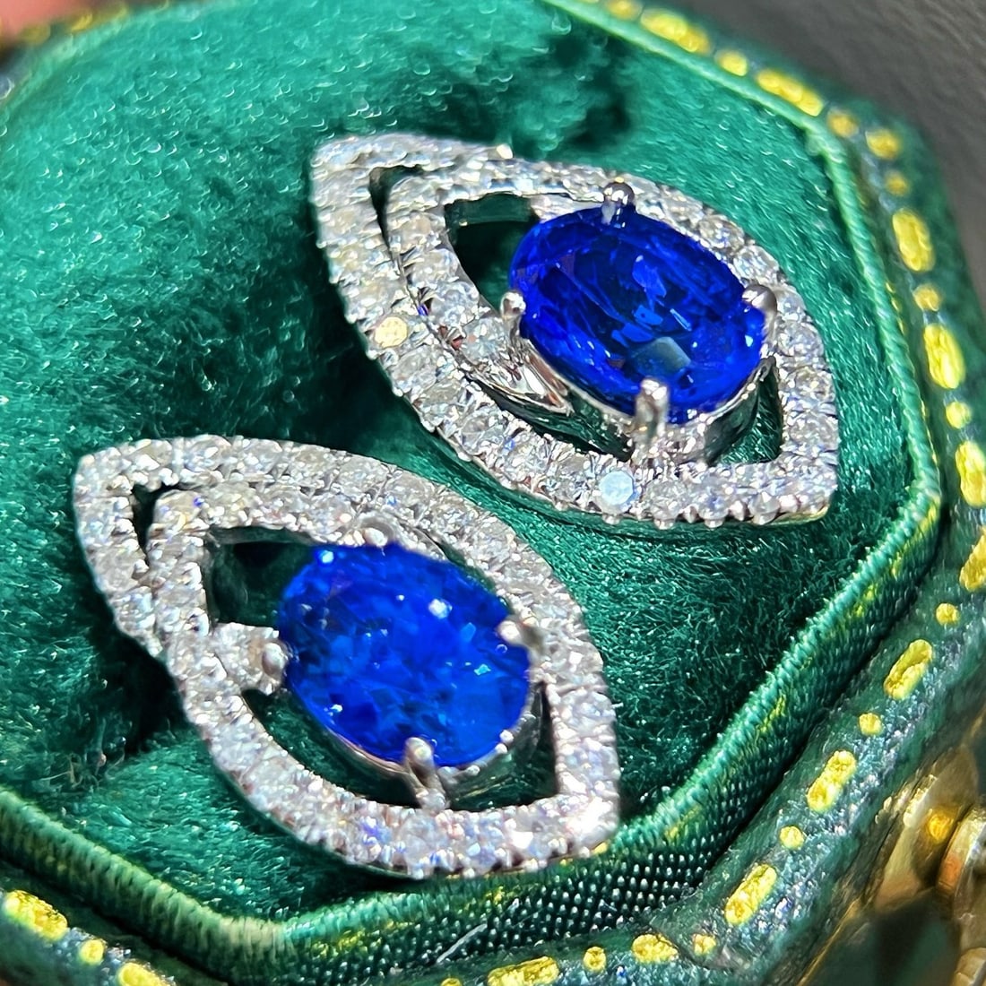 14k Gold 2.08 Ctw Vivid Blue Natural Sapphire & Diamond Earrings - 2
