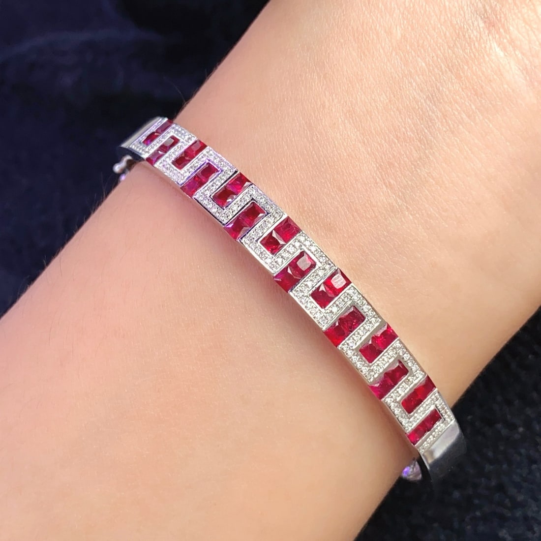 14k Gold 4.30 Ct Natural Ruby & Diamond Bangle - 6