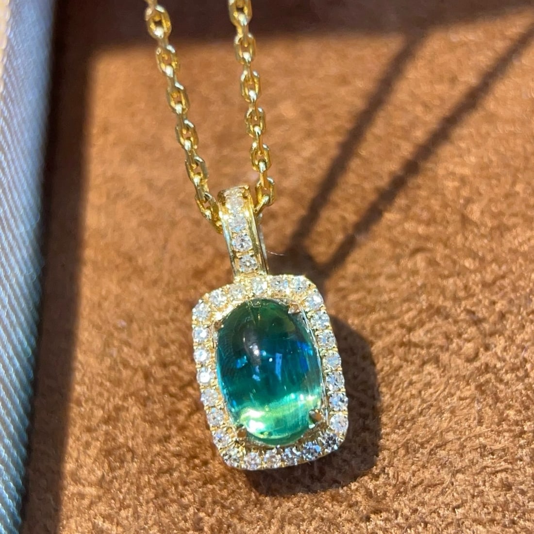 14k Gold 0.74 Ctw Natural Emerald & Diamond Pendant( Without Chain ) - 2