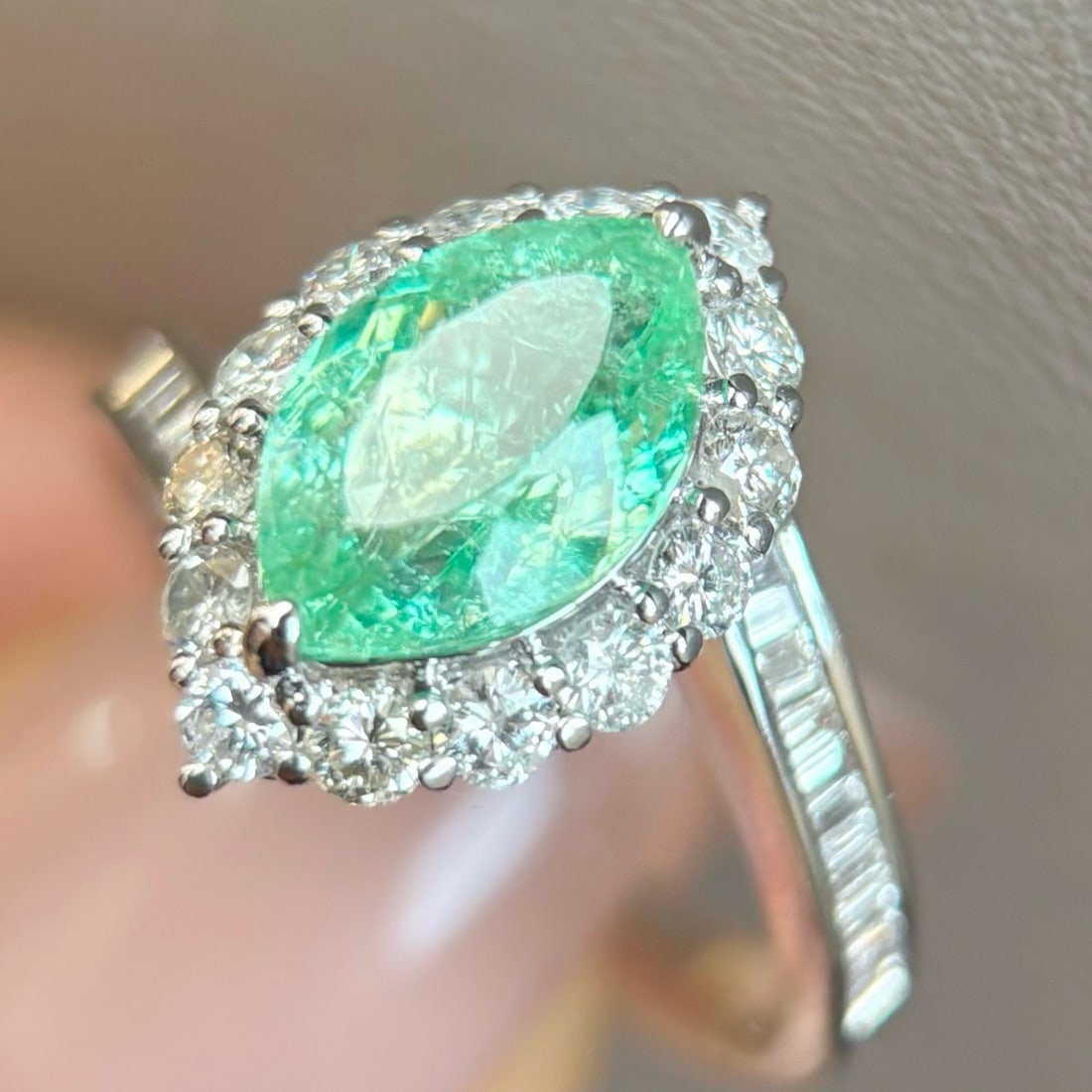 14k Gold 2.68 Ctw Natural Paraiba Tourmaline & Diamond Ring - 5