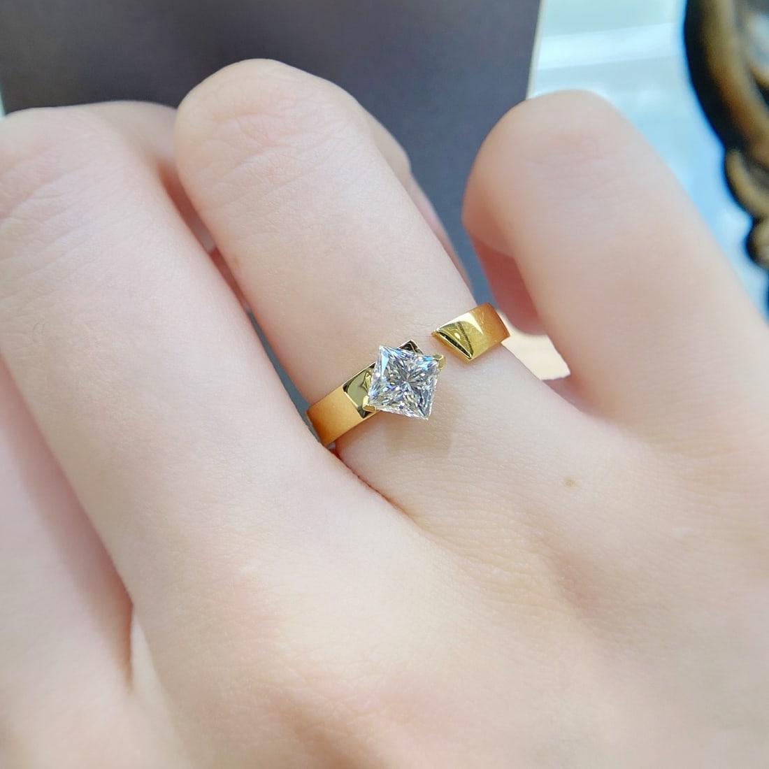 14k Gold 1.01 Ct Natural H Diamond Ring - 4