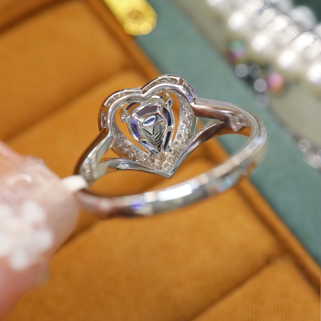 14k Gold 1.67 Ctw Natural Sapphire & Diamond Ring - 4