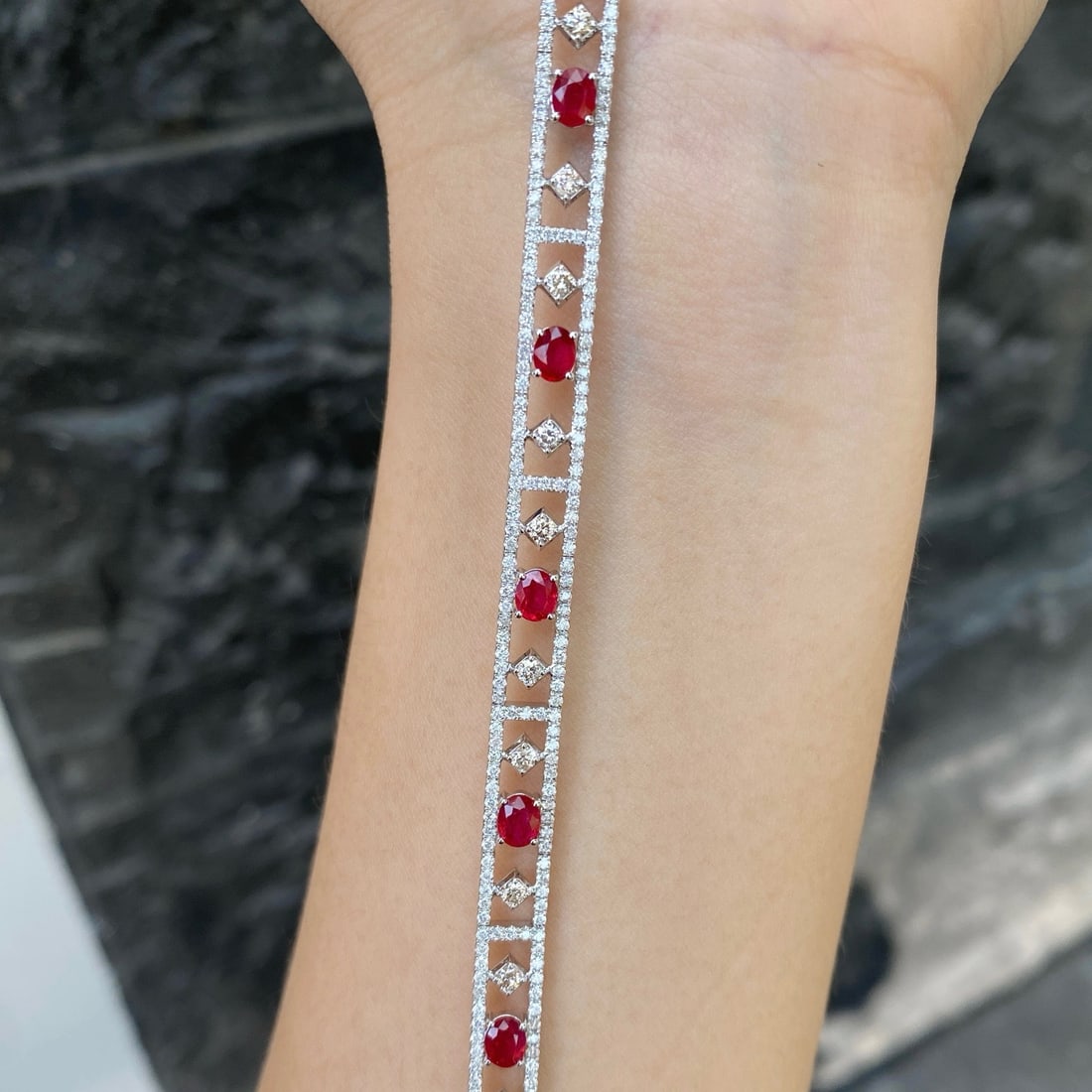 14k Gold 3.10 Ctw Natural Ruby & Diamond Bracelet - 3