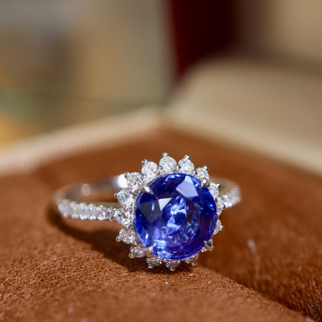 14k Gold 2.44 Ctw Natural Sapphire & Diamond Ring - 6