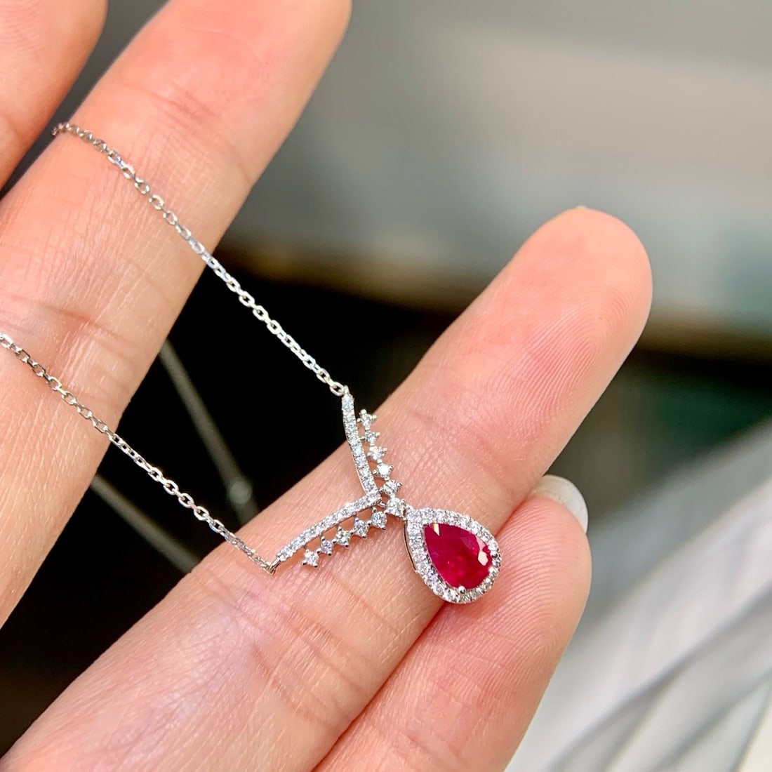 14k Gold 0.81 Ctw Vivid Red Natural Ruby & Diamond Necklace - 5