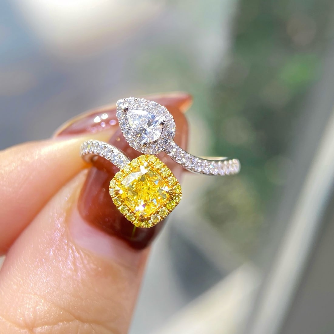 Gia Certified 14k Gold 1.14 Ctw Natural Yellow Diamond & Diamond Ring: Ref:231170318 // gold content:14k gold // ring size:7. 25us // // main gemstone:yellow diamond // certified:gia // shape:cushion // carat weight:0. 70ct // clarity grade:vs1 // color:yellow //