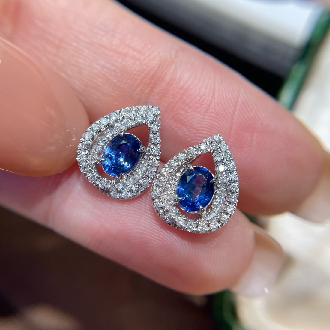 14k Gold 1 Ct Natural Sapphire & Diamond Earrings - 4